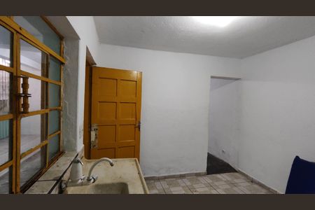 Cozinha de casa para alugar com 1 quarto, 30m² em Parque Sao Francisco, Ferraz de Vasconcelos