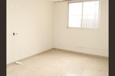 Apartamento para alugar com 83m², 3 quartos e 1 vagaSala