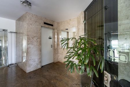 Apartamento à venda com 150m², 2 quartos e 2 vagasHall do Elevador