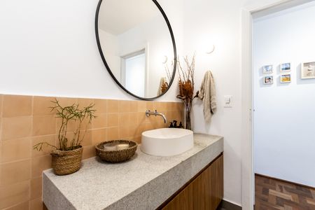 Apartamento à venda com 150m², 2 quartos e 2 vagasBanheiro do Corredor