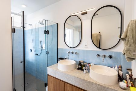 Apartamento à venda com 150m², 2 quartos e 2 vagasQuarto 1 - Banheiro da Suite