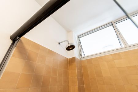Apartamento à venda com 150m², 2 quartos e 2 vagasBanheiro do Corredor