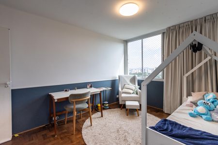 Apartamento à venda com 150m², 2 quartos e 2 vagasQuarto 2