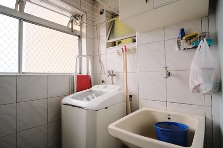 Apartamento à venda com 67m², 3 quartos e 1 vagaÁrea de Serviço