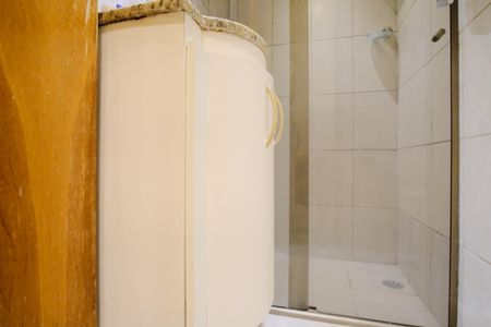 Apartamento à venda com 67m², 3 quartos e 1 vagaBanheiro Social