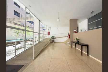 Apartamento à venda com 67m², 2 quartos e sem vagaÁrea comum