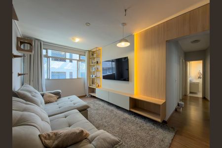 Sala de apartamento à venda com 2 quartos, 67m² em Pinheiros, São Paulo
