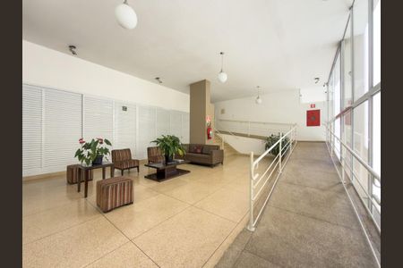Apartamento à venda com 67m², 2 quartos e sem vagaÁrea comum