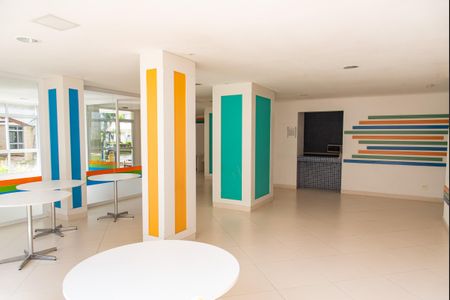 Apartamento para alugar com 99m², 3 quartos e 2 vagas Apartamento para alugar com 99m², 3 quartos e 2 vagasÁrea comum - Salão de festas
