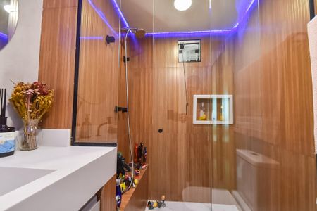 Apartamento para alugar com 99m², 3 quartos e 2 vagas Apartamento para alugar com 99m², 3 quartos e 2 vagasBanheiro social