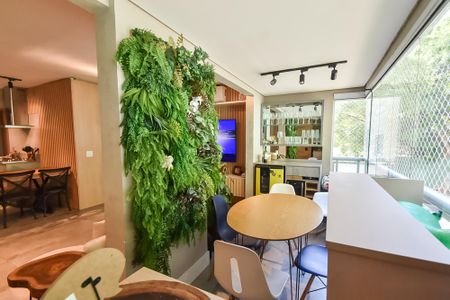 Apartamento para alugar com 99m², 3 quartos e 2 vagas Apartamento para alugar com 99m², 3 quartos e 2 vagasVaranda