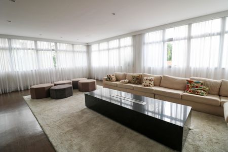 Apartamento à venda com 52m², 1 quarto e 1 vagaÁrea comum - Lareira