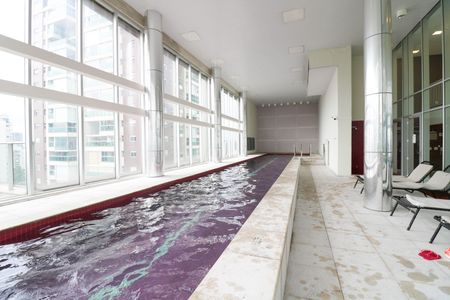 Apartamento à venda com 52m², 1 quarto e 1 vagaÁrea comum - Piscina