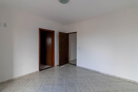 Casa para alugar com 120m², 3 quartos e 1 vaga Casa para alugar com 120m², 3 quartos e 1 vagaSuíte