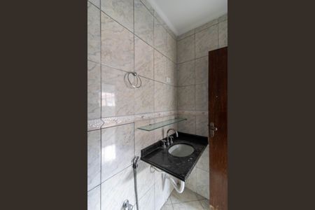 Casa para alugar com 120m², 3 quartos e 1 vaga Casa para alugar com 120m², 3 quartos e 1 vagaBanheiro