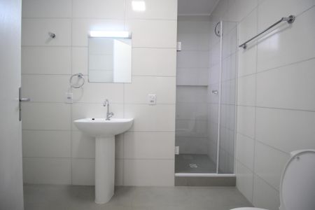 Apartamento para alugar com 74m², 3 quartos e sem vagaBanheiro