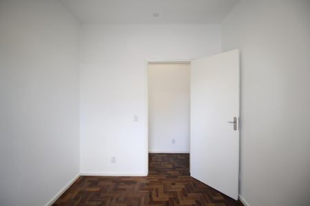 Apartamento para alugar com 74m², 3 quartos e sem vagaQuarto 2