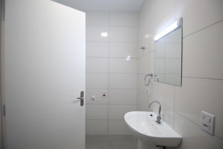 Apartamento para alugar com 74m², 3 quartos e sem vagaBanheiro
