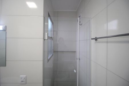 Apartamento para alugar com 74m², 3 quartos e sem vagaBanheiro