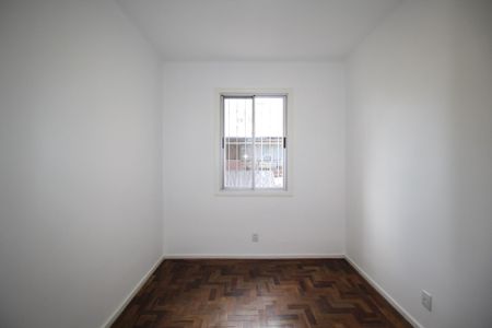 Apartamento para alugar com 74m², 3 quartos e sem vagaQuarto 2