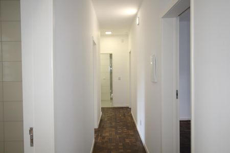 Apartamento para alugar com 74m², 3 quartos e sem vagaCorredor