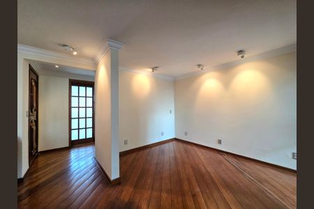 Apartamento para alugar com 150m², 3 quartos e 2 vagas Apartamento para alugar com 150m², 3 quartos e 2 vagasSala