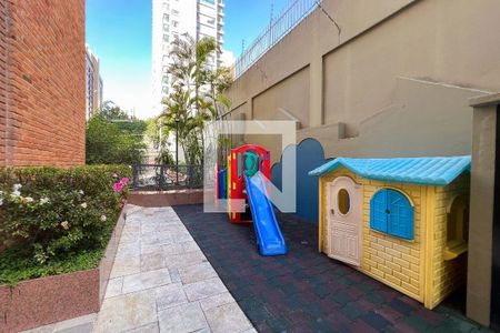 Apartamento para alugar com 150m², 3 quartos e 2 vagas Apartamento para alugar com 150m², 3 quartos e 2 vagasÁrea comum - Playground