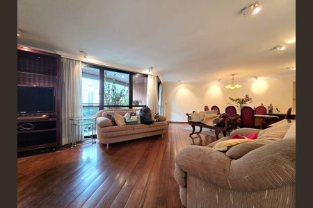 Sala de apartamento para alugar com 3 quartos, 150m² em Indianópolis, São Paulo