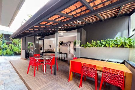 Apartamento para alugar com 150m², 3 quartos e 2 vagas Apartamento para alugar com 150m², 3 quartos e 2 vagasÁrea comum - Churrasqueira