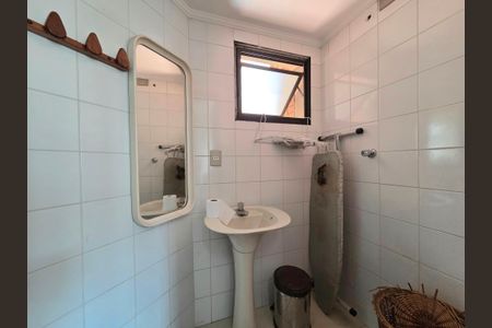 Apartamento para alugar com 150m², 3 quartos e 2 vagas Apartamento para alugar com 150m², 3 quartos e 2 vagasBanheiro de serviço