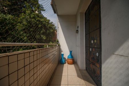 Apartamento à venda com 145m², 4 quartos e 1 vagaSala  Varanda