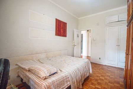 Apartamento à venda com 145m², 4 quartos e 1 vagaQuarto 2