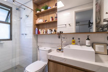 Apartamento à venda com 68m², 2 quartos e 1 vagaBanheiro da Suíte