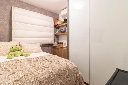 Apartamento à venda com 68m², 2 quartos e 1 vagaQuarto 2