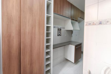 Apartamento para alugar com 76m², 3 quartos e 2 vagasCozinha