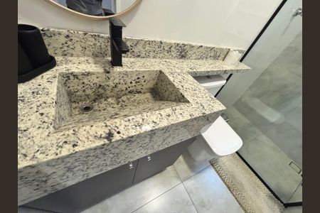 Casa à venda com 110m², 3 quartos e 2 vagasBanheiro 2