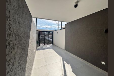 Casa à venda com 110m², 3 quartos e 2 vagasGaragem