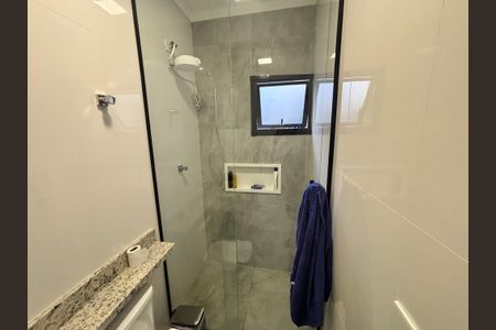 Casa à venda com 110m², 3 quartos e 2 vagasBanheiro 2
