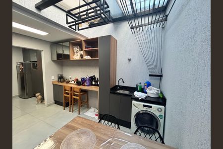 Casa à venda com 110m², 3 quartos e 2 vagasÁrea gourmet