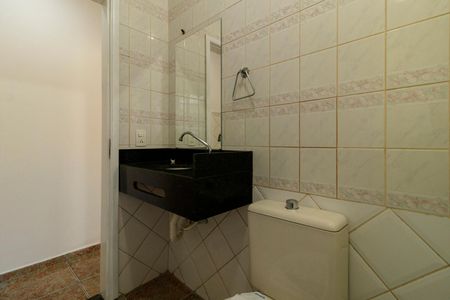 Casa para alugar com 75m², 2 quartos e sem vagaBanheiro