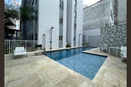 Apartamento para alugar com 26m², 1 quarto e sem vagaÁrea comum - Piscina