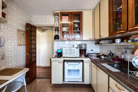 Apartamento à venda com 67m², 2 quartos e 1 vagaCozinha