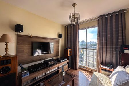 Apartamento à venda com 67m², 2 quartos e 1 vagaSala