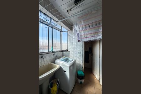 Apartamento à venda com 67m², 2 quartos e 1 vagaÁrea de Serviço