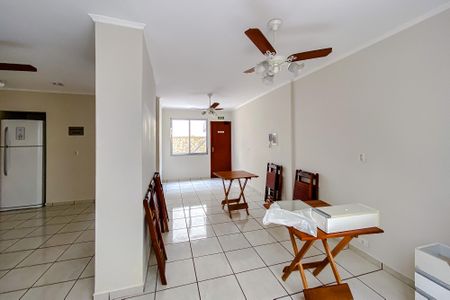 Apartamento à venda com 47m², 1 quarto e sem vagaÁrea comum - Salão de festas