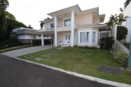 Casa de condomínio à venda com 280m², 5 quartos e 5 vagasÁrea externa
