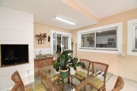 Casa de condomínio à venda com 280m², 5 quartos e 5 vagasÁrea gourmet