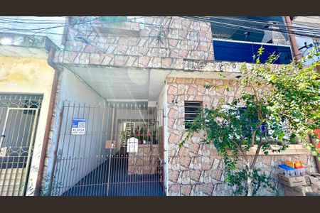 Casa para alugar com 50m², 1 quarto e sem vagaPlaca instalada na fachada do imóvel 