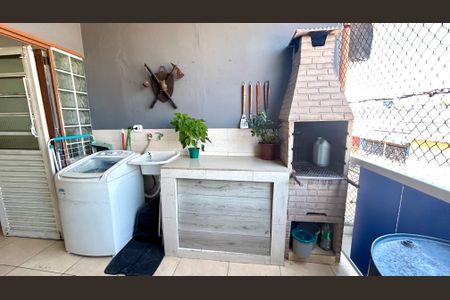 Casa para alugar com 50m², 1 quarto e sem vagaÁrea de Serviço