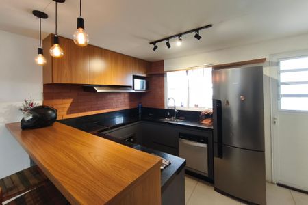 Apartamento à venda com 150m², 2 quartos e 1 vagaCozinha